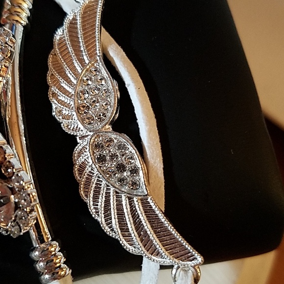 Multi Layer Vegan Leather Bracelet 7" - Picture 2 of 6